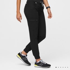 !! SOLD!! Figs Zamora jogger black scrubs